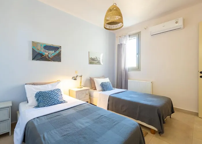 - Private Pool - Access