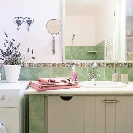 - Private Pool - Access *