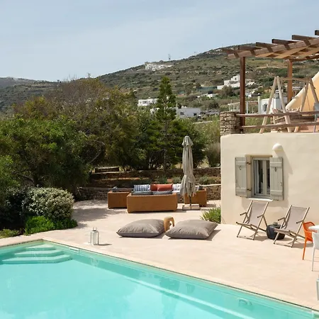 - Private Pool - Access *