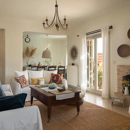 Villa - Private Pool - Access *