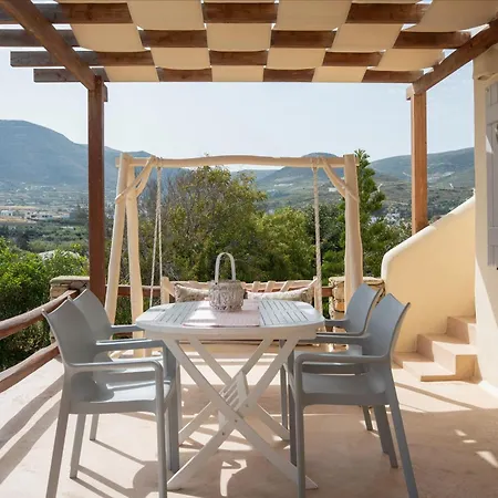 - Private Pool - Access * Parasporos
