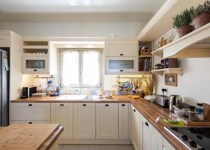 - Private Pool - Access * パラスポロス