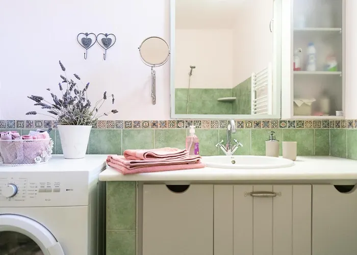 - Private Pool - Access *